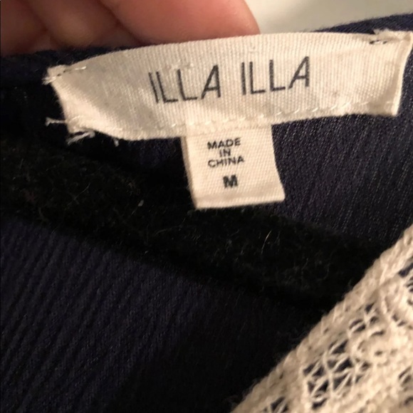 Lace romper - Picture 2 of 3